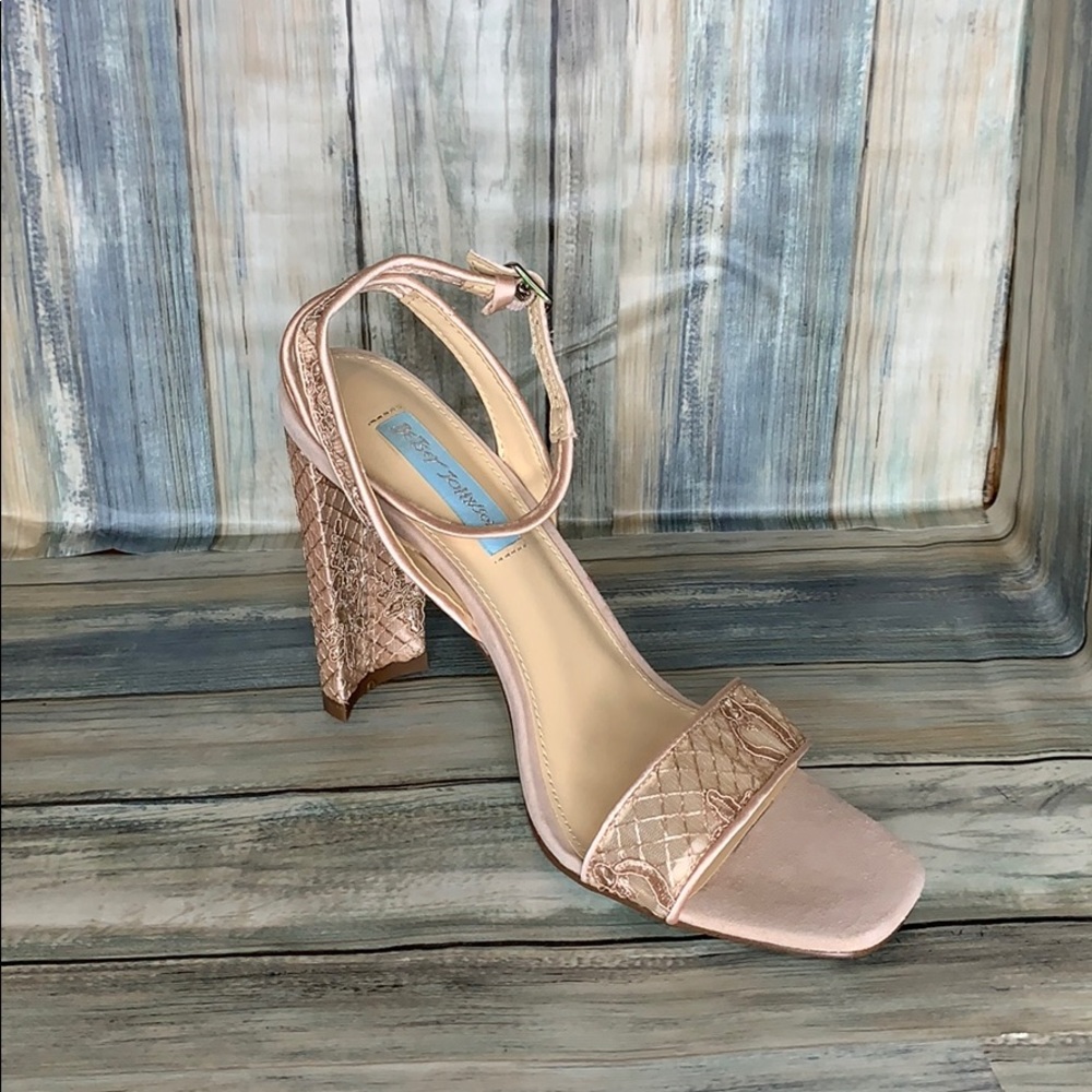Betsey Johnson Women's Sb-kani Heeled Sandal - Picture 4 of 13